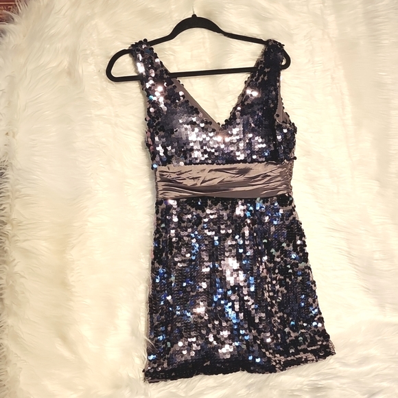 Forever 21 XXI Flip Sequins ruched misection Dress SZ med - Picture 8 of 9